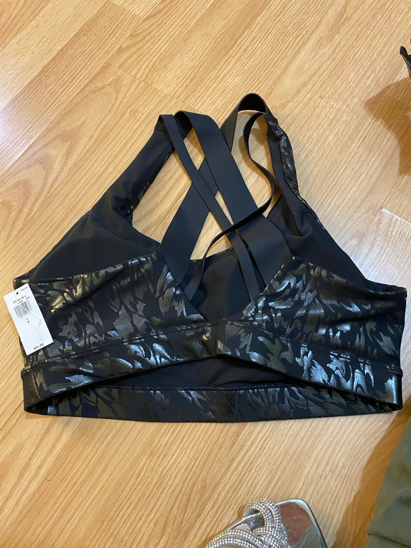 $15 BRAND NEW sports bra - photo 2