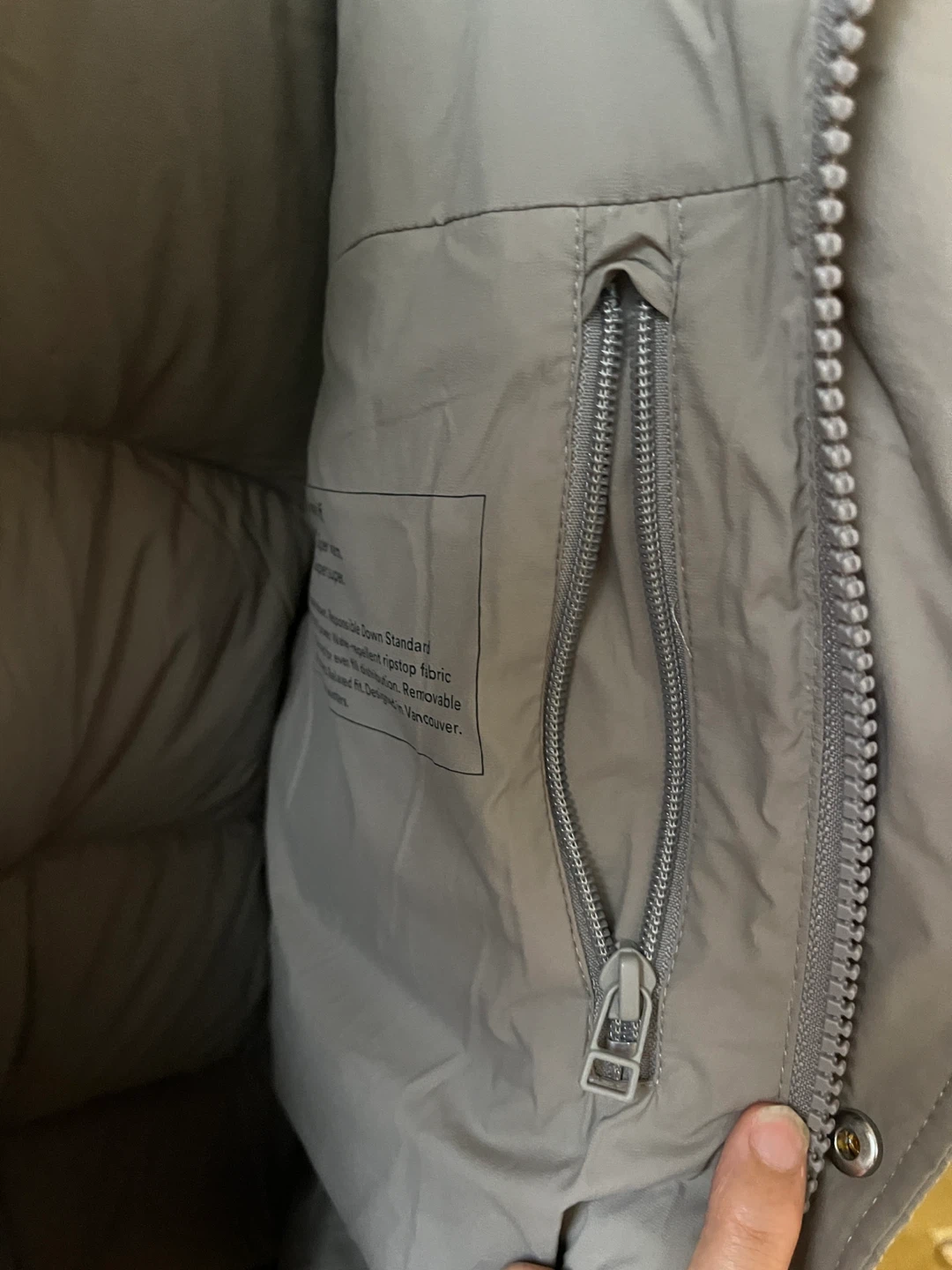 Aritzia The Super Puff Jacket – Brand New with Tags | Size M - photo 5