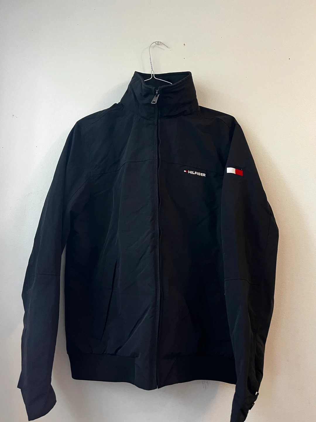 Tommy Hilfiger Men’s Water-Resistant Jacket – Brand New | Size S
