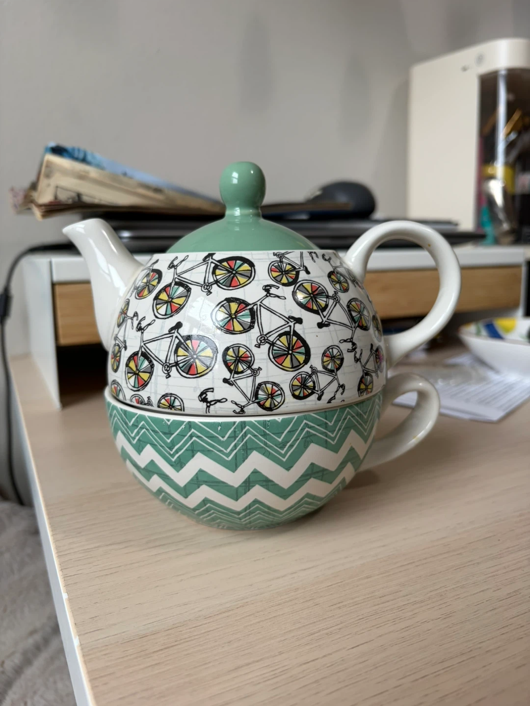 Mini kettle and teacup set