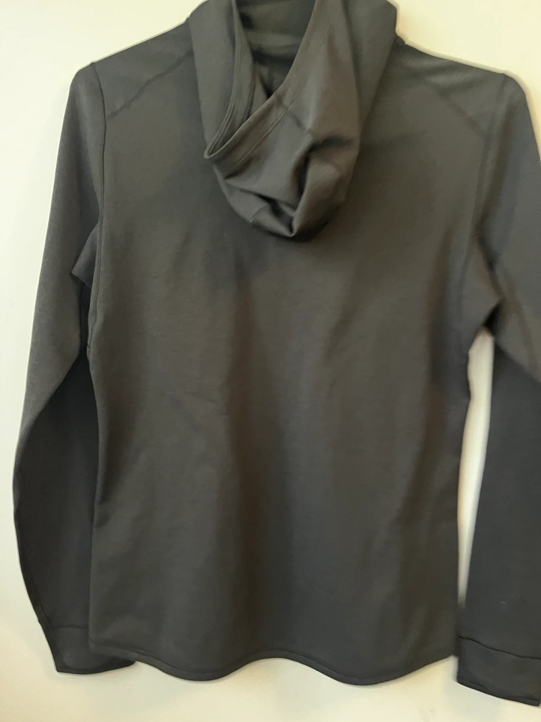 Arc’teryx Motus AR Hoody – Women’s Size S – Like New - photo 2