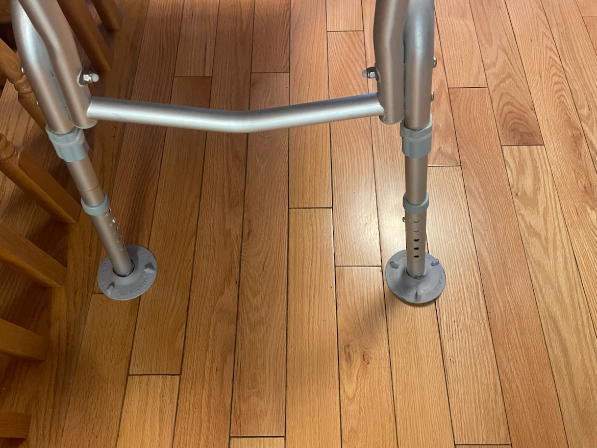 Adjustable Bath Chair - photo 4