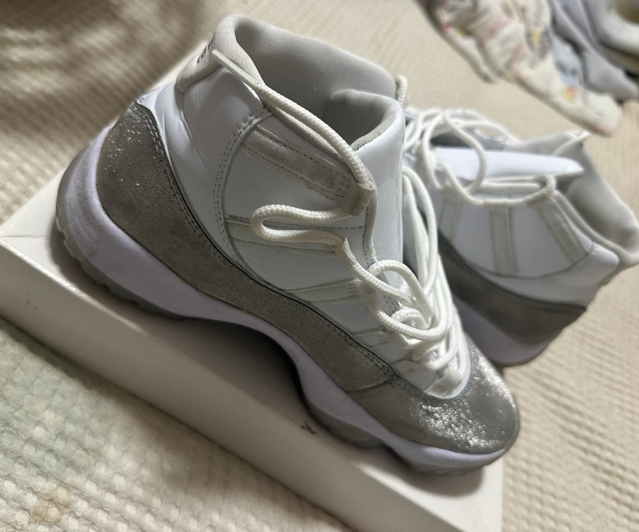 Wmns Air Jordan 11 Retro White/Metallic Silver - photo 4