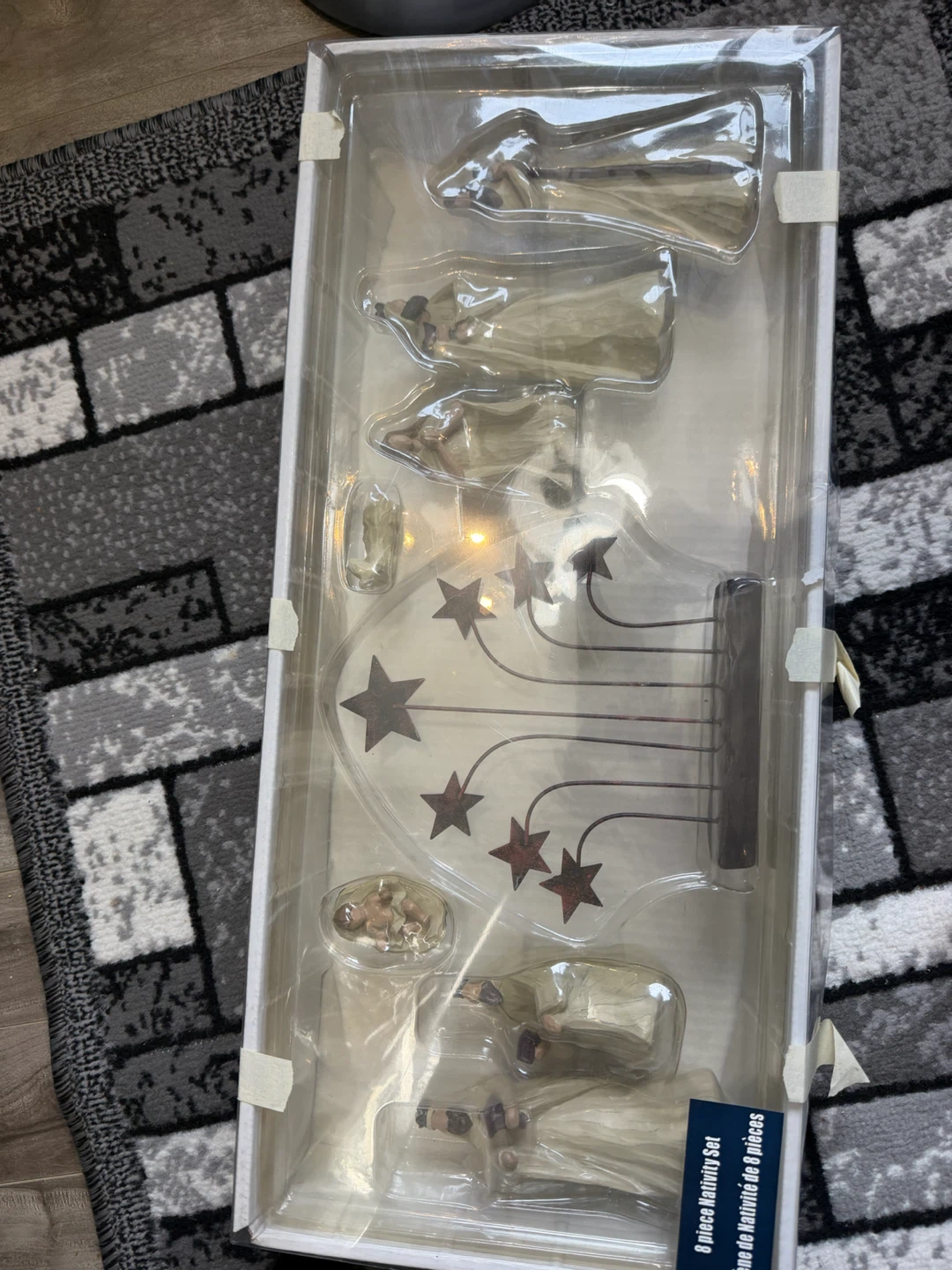 8-Piece Nativity Set with Star Backdrop - photo 5
