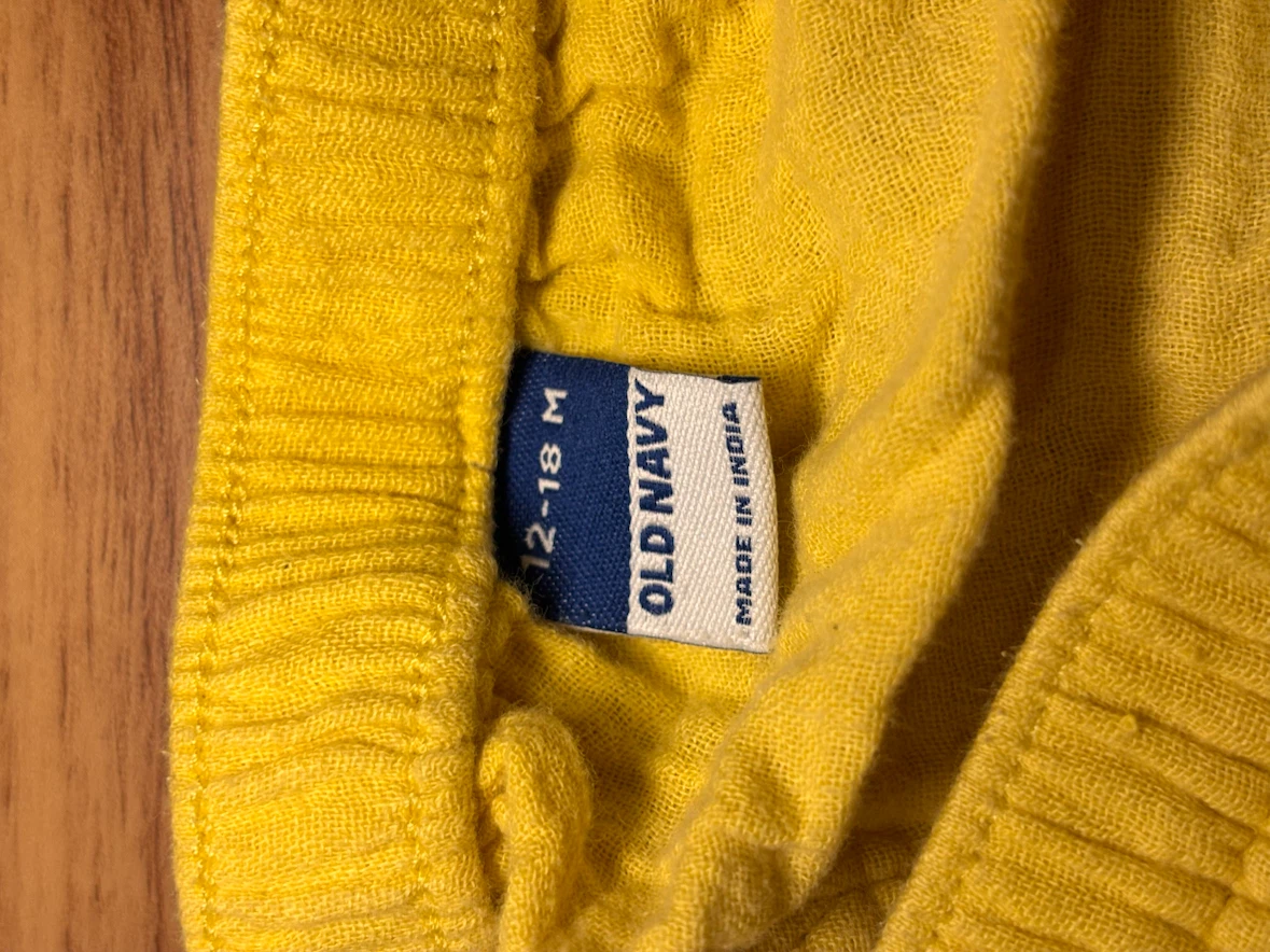 Old Navy Baby Shorts sz12-18 months - photo 3