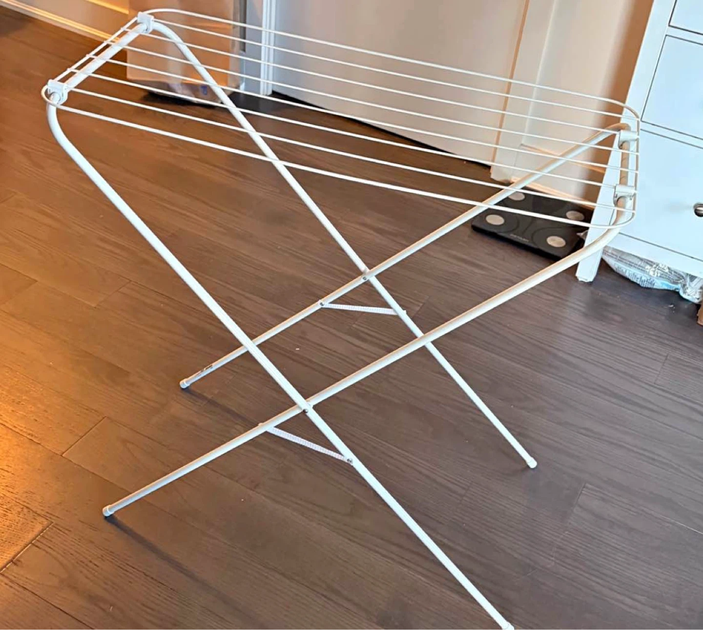 White Metal Clothes Drying Rack