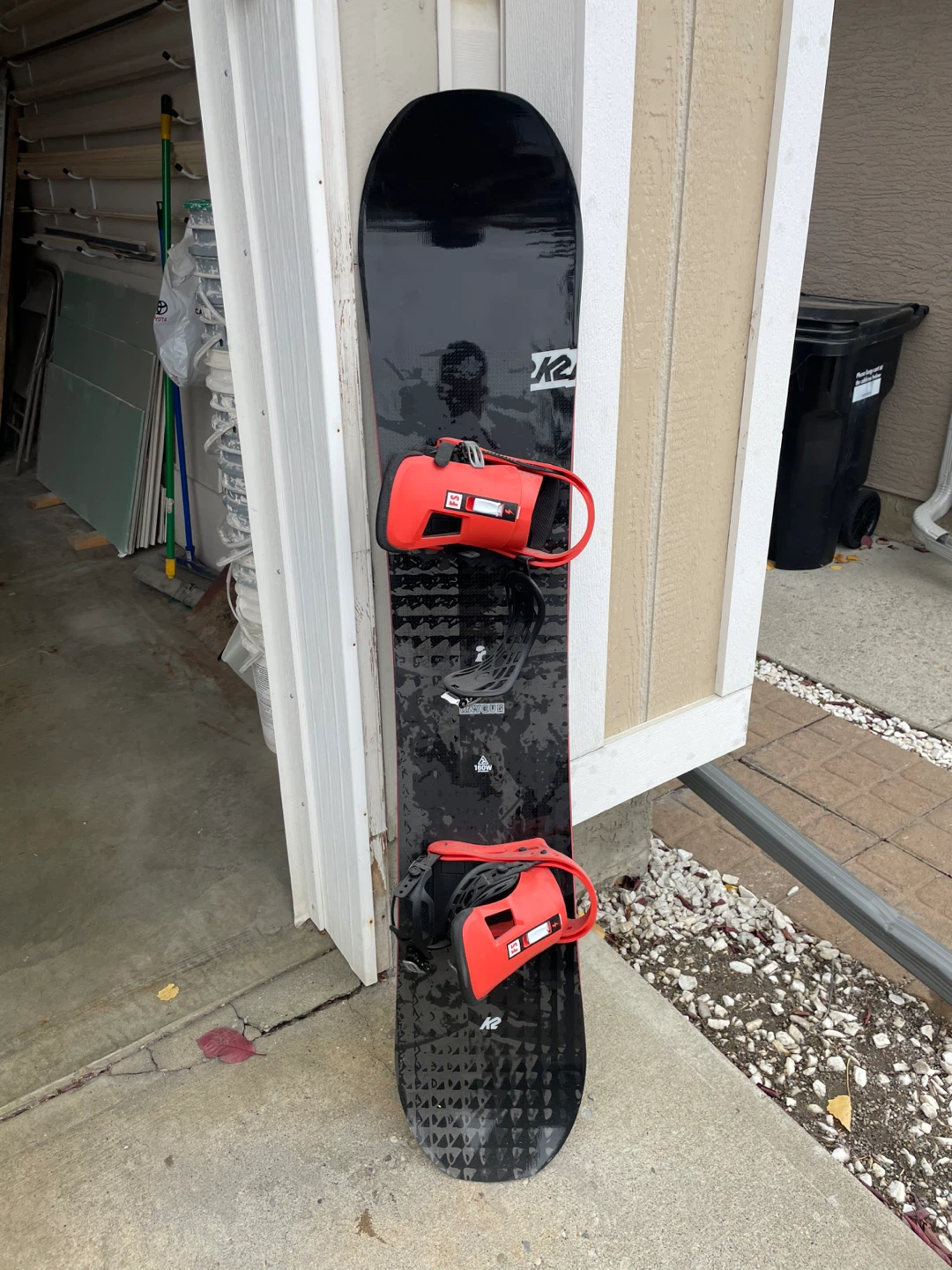 K2 Raygun 160W Snowboard with Burton Bindings