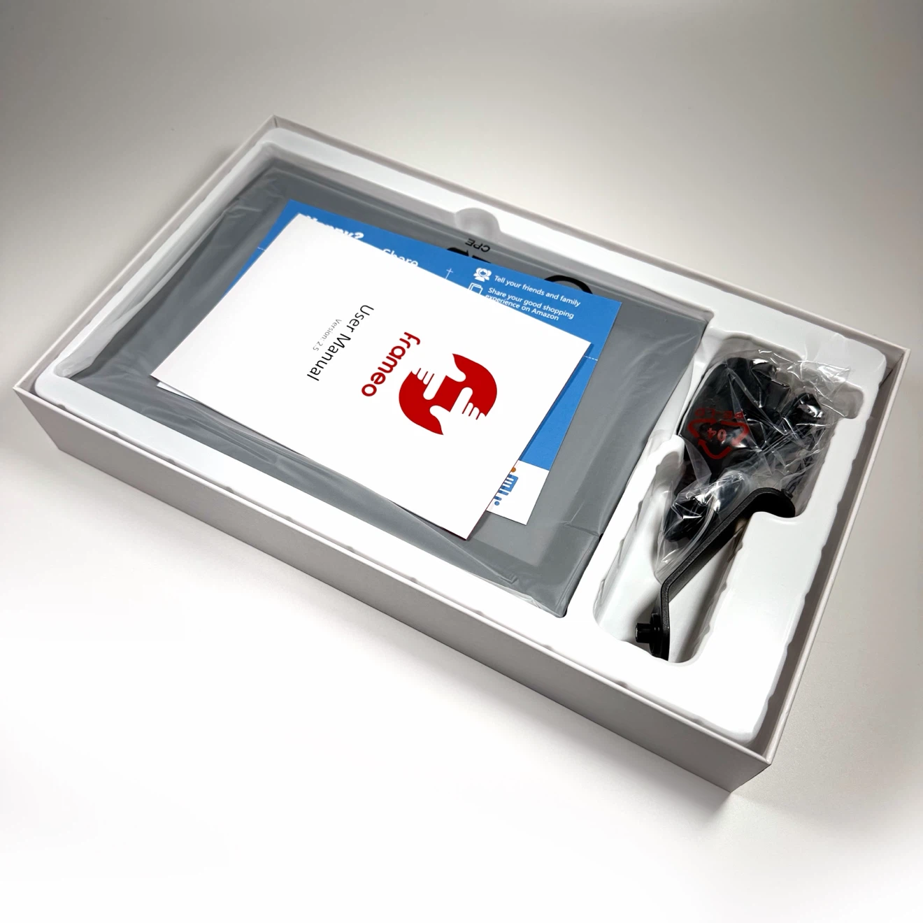 NEW Frameo 10.1” WiFi Digital Photo Frame - photo 4