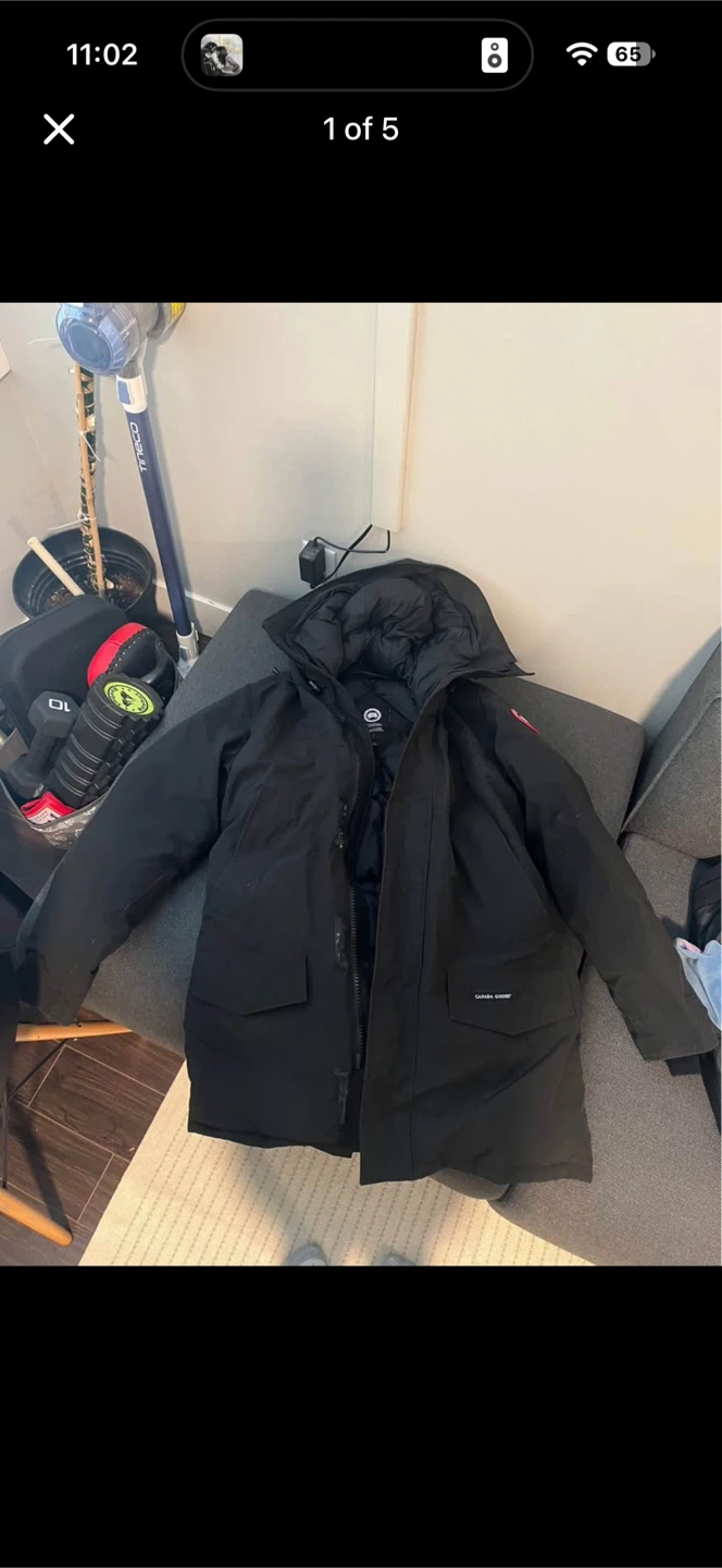 Canada Goose Black Down Jacket Large