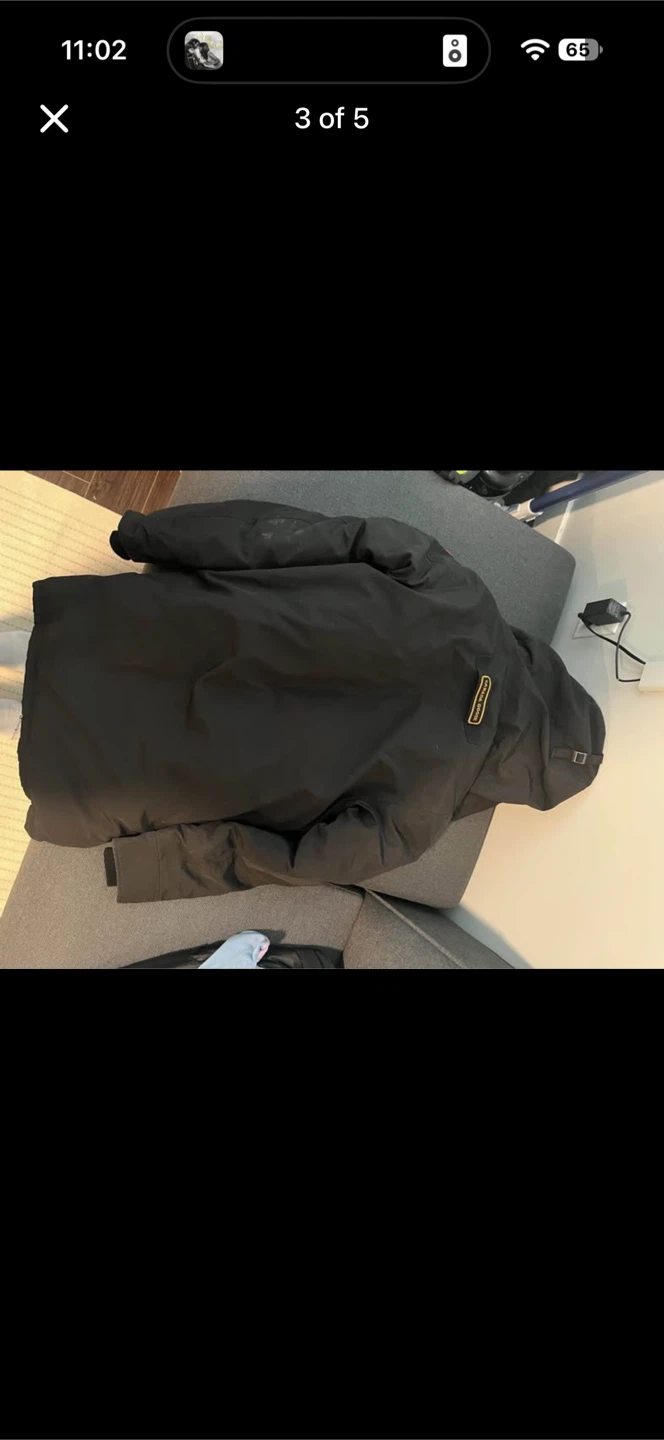 Canada Goose Black Down Jacket Large - photo 3