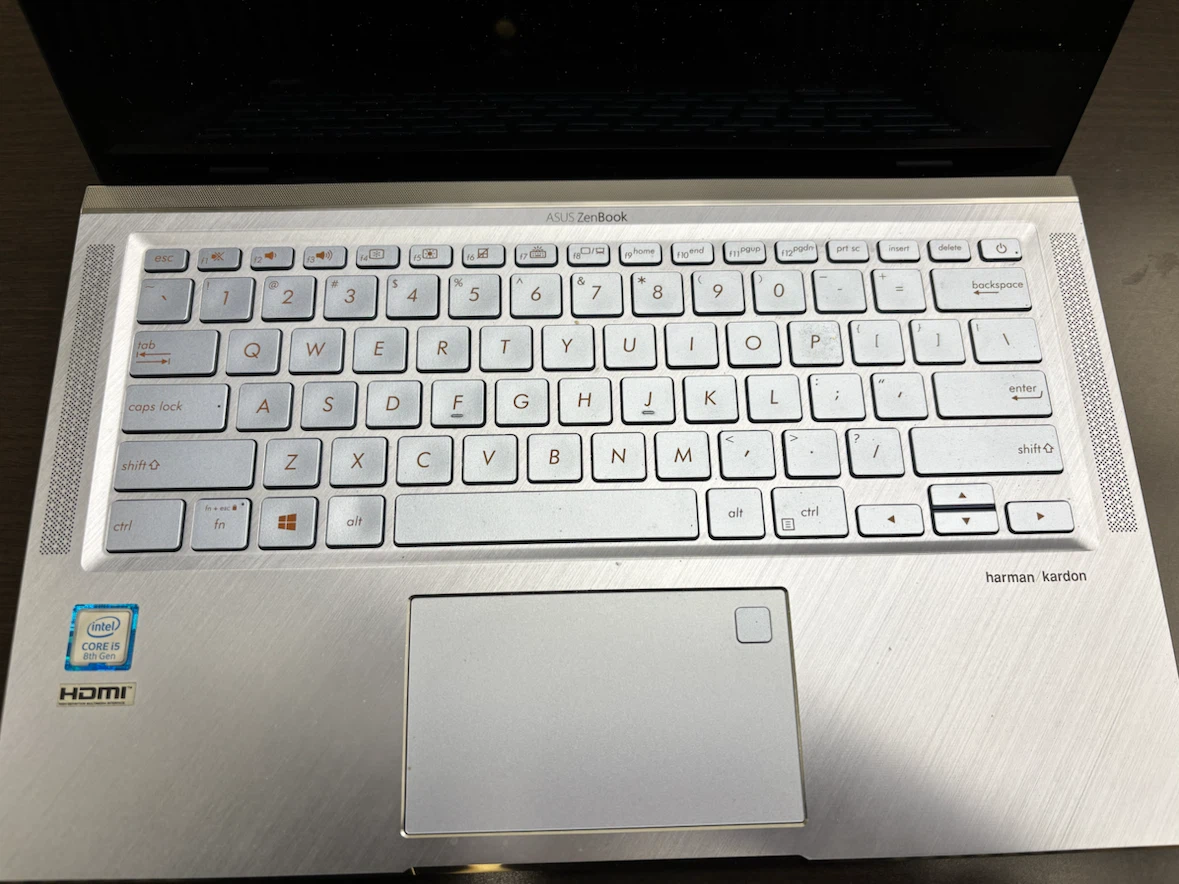 ASUS ZenBook - photo 3