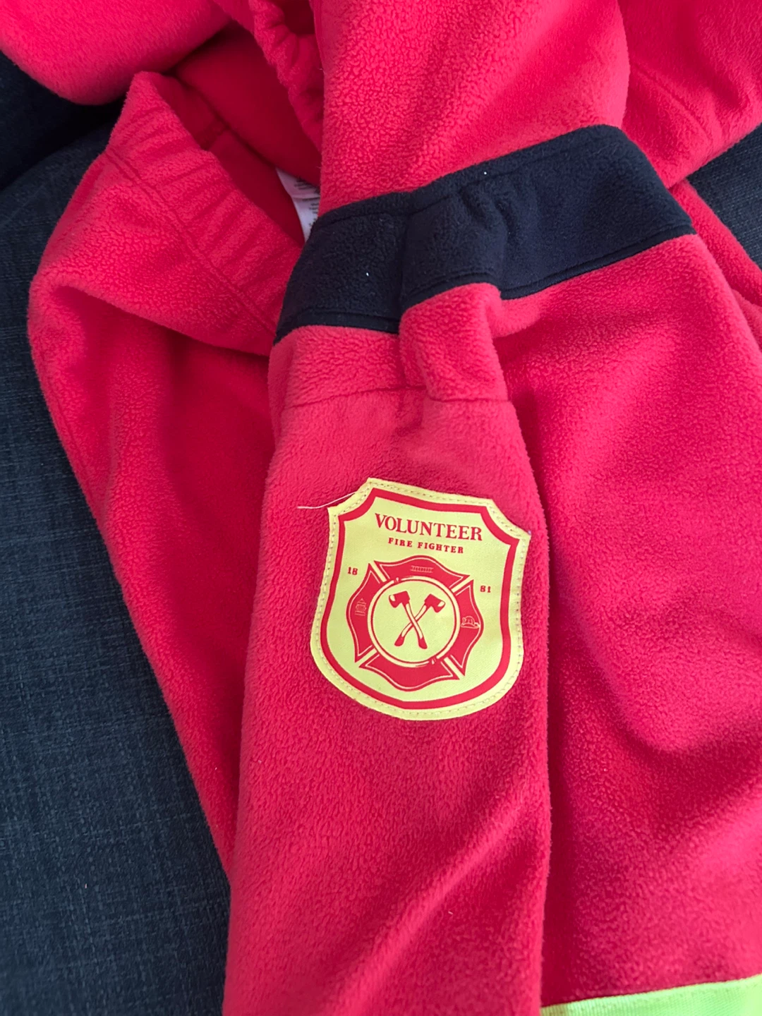 CUTE SIZE 18 MONTH VOLUNTEER FIREFIGHTER COSTUME (READ LISTING) - photo 3