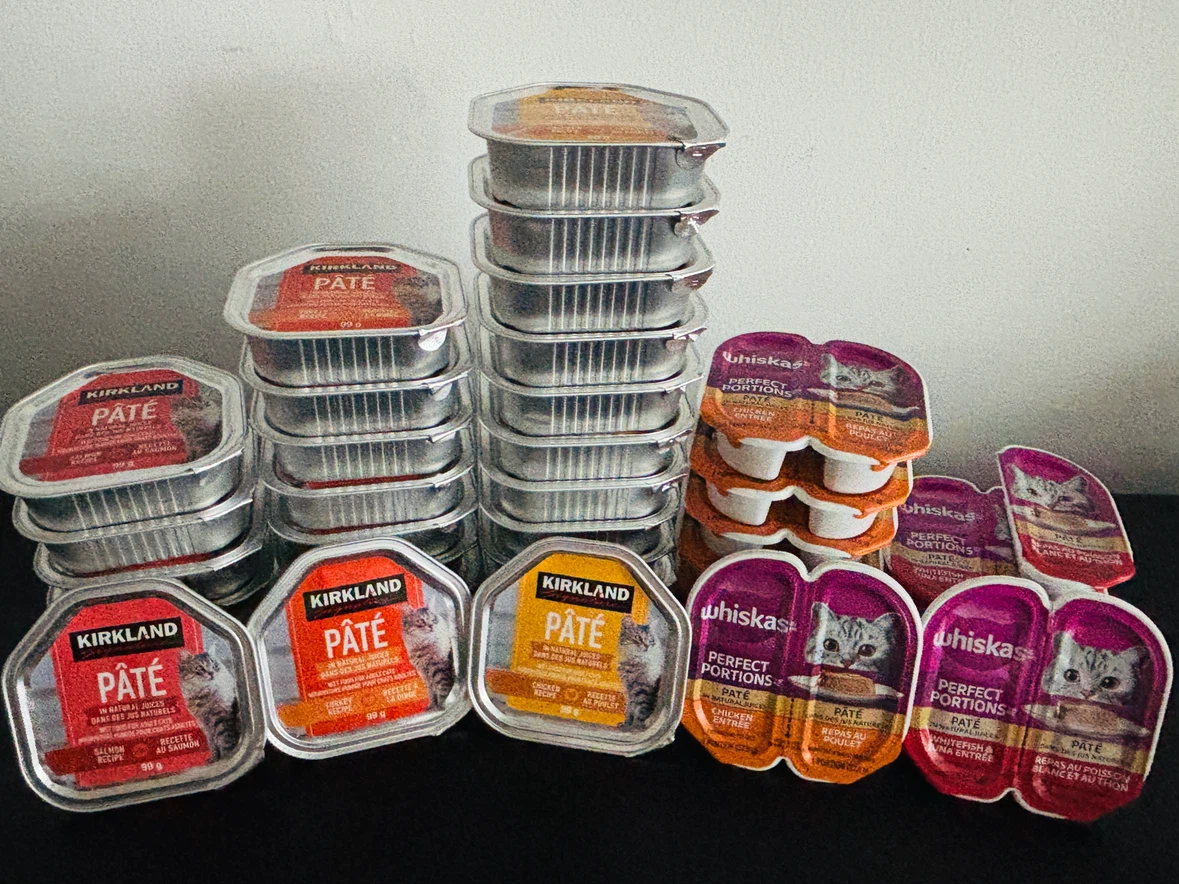 Assorted Wet Cat Food Pâté Packs