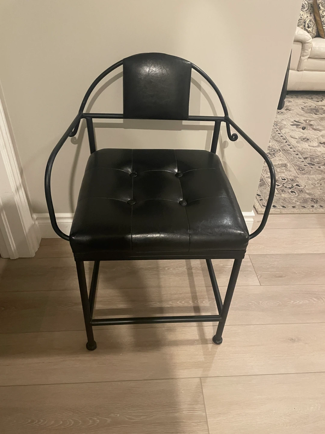 Black metal accent chair