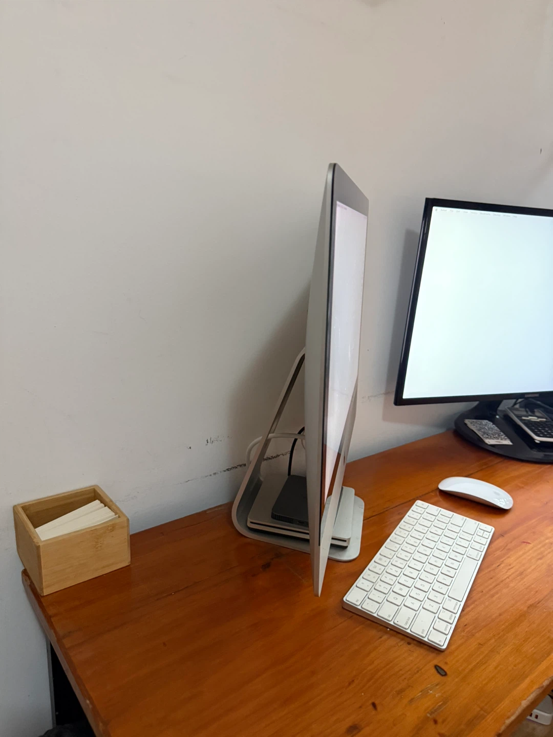 2017 Apple iMac 21.5" Retina 4K (Intel i5 / 8GB RAM / 1TB) - photo 2