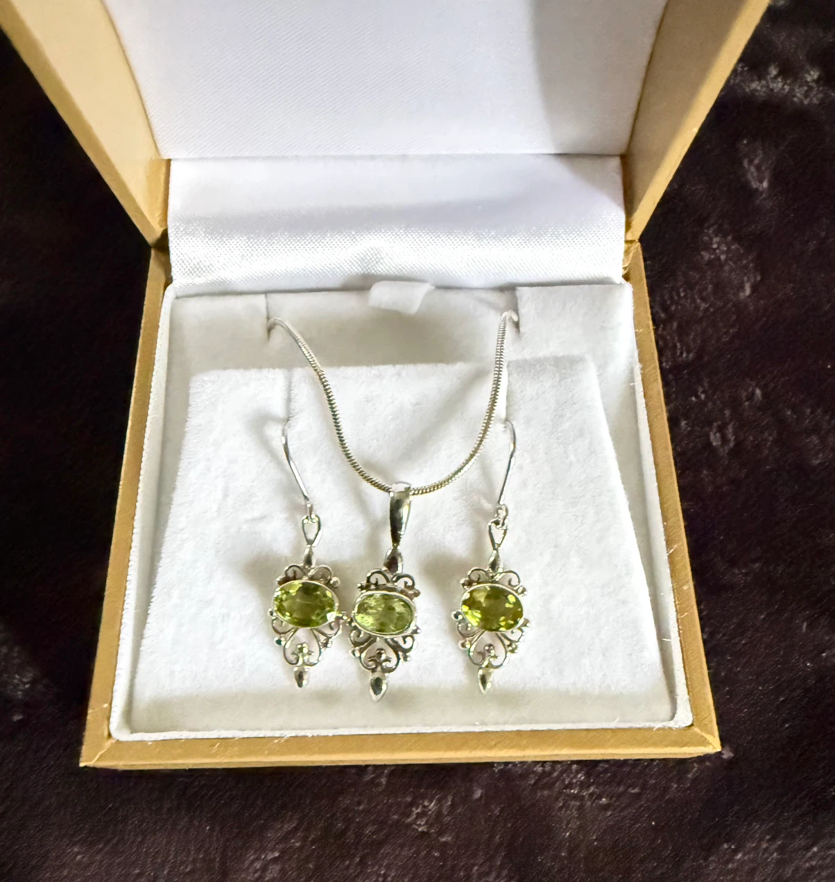Sterling Silver Peridot pendant and earrings set