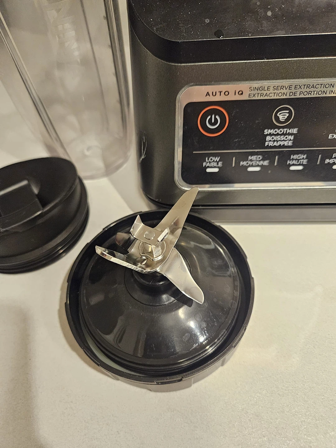 Ninja Auto-iQ Blender Model BN750C - photo 3