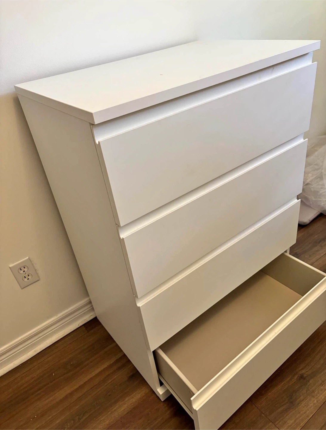 Ikea 4 drawer chest- negotiable - photo 2