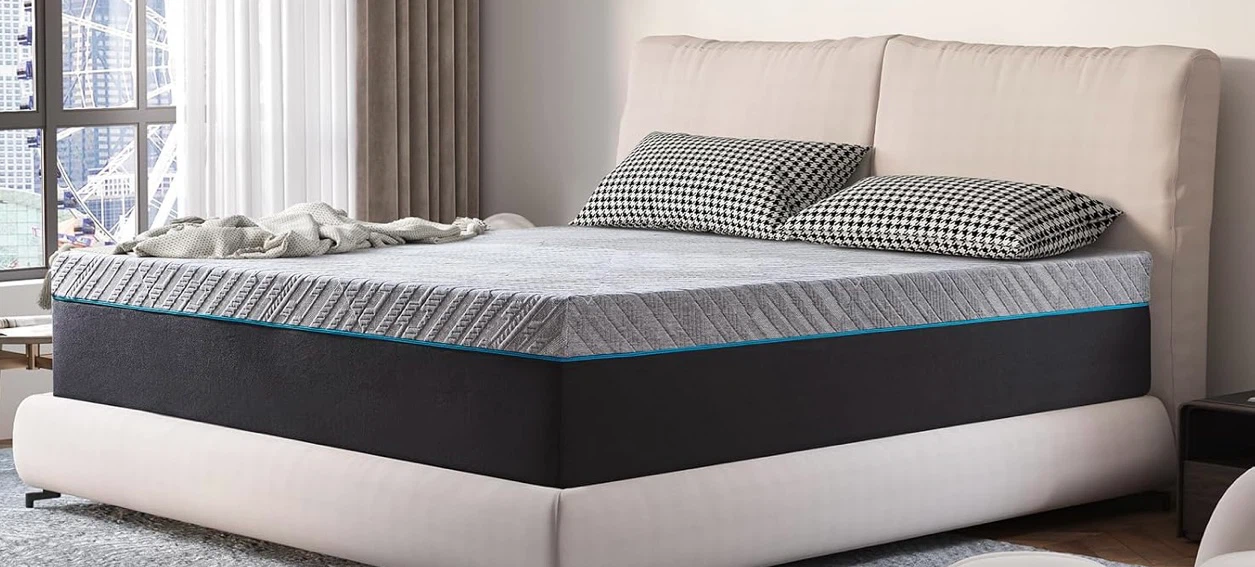 Queen Size 8-Inch Memory Foam Mattress – Like New - photo 3