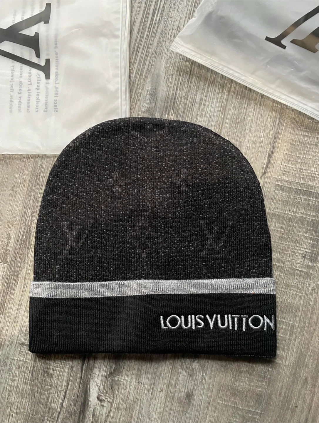 Lv Beanie high quality