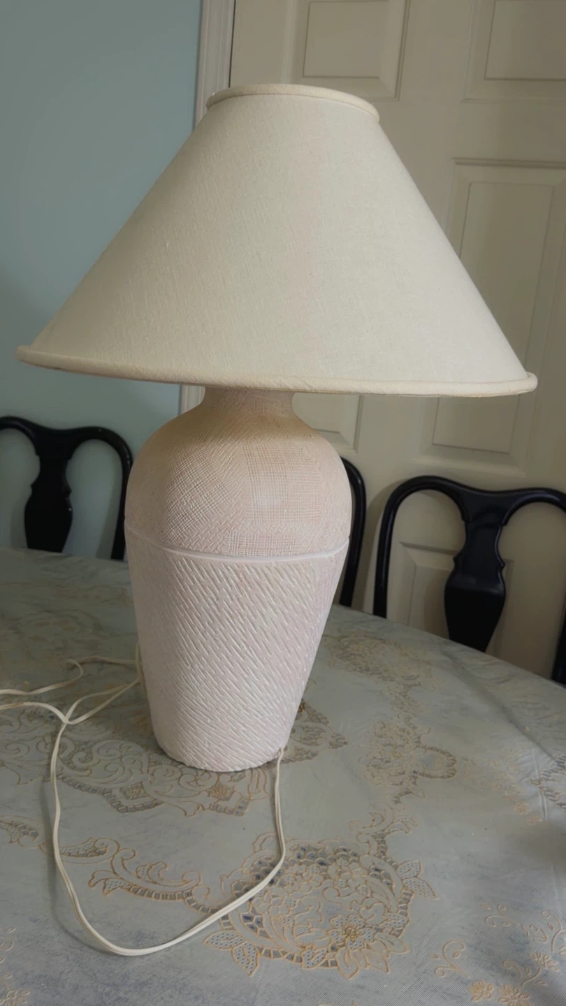 Textured Ceramic Table Lamp
