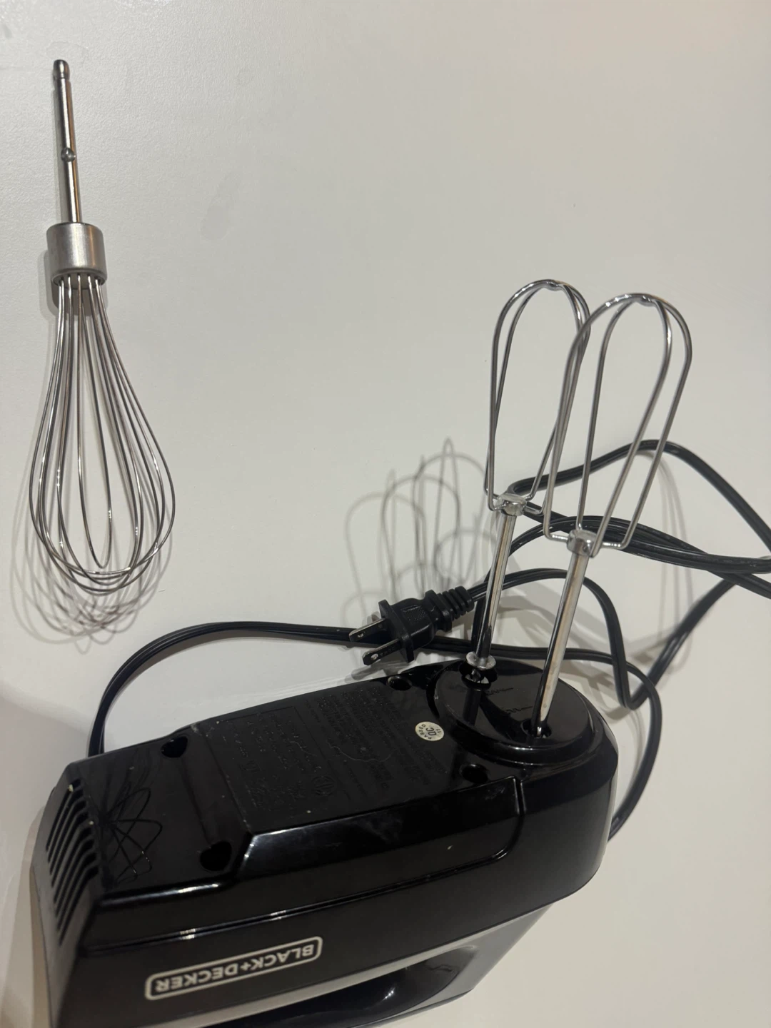 Black+Decker Hand Mixer - photo 3