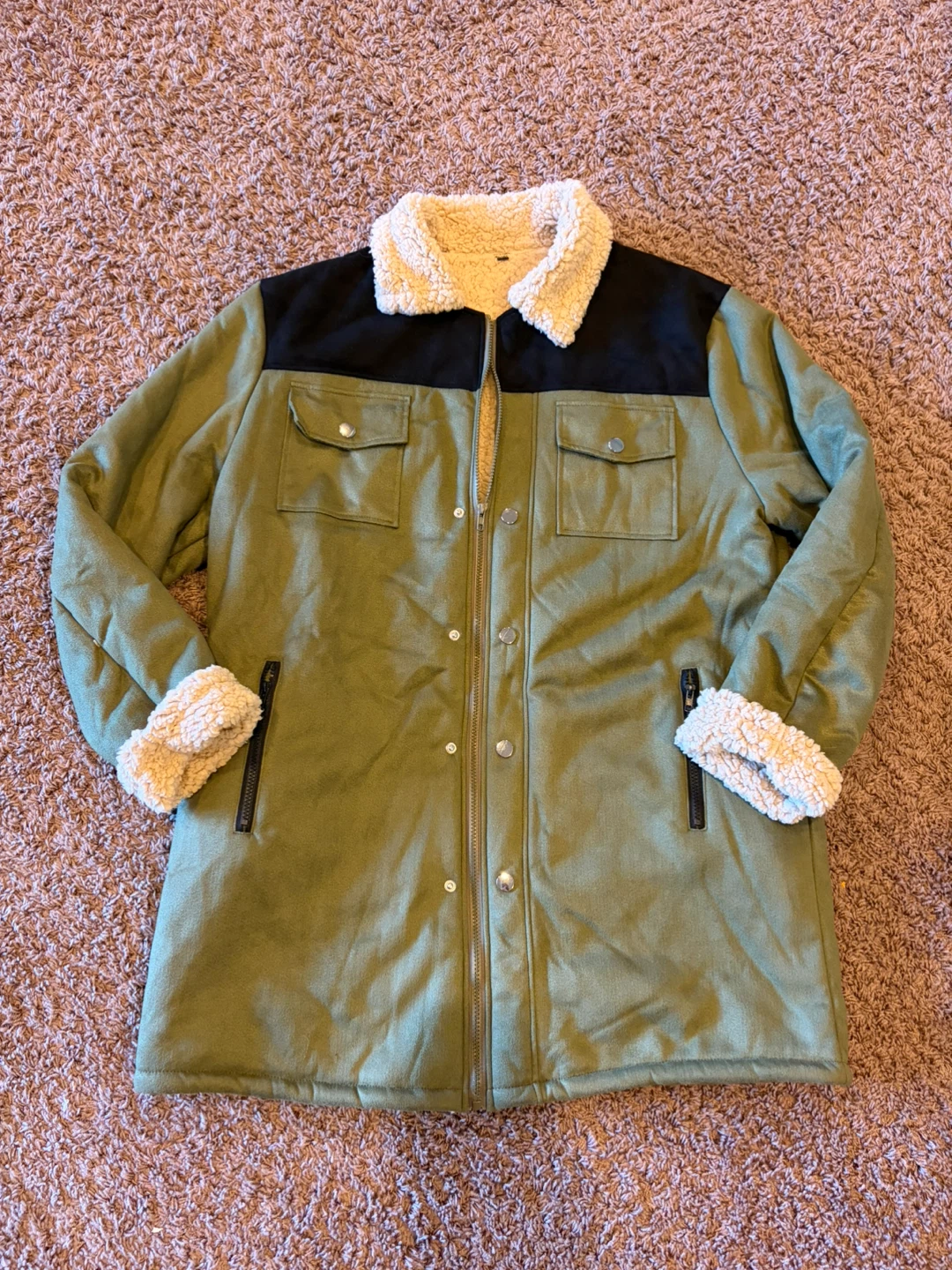 Men’s Olive Green Sherpa-Lined Coat size large