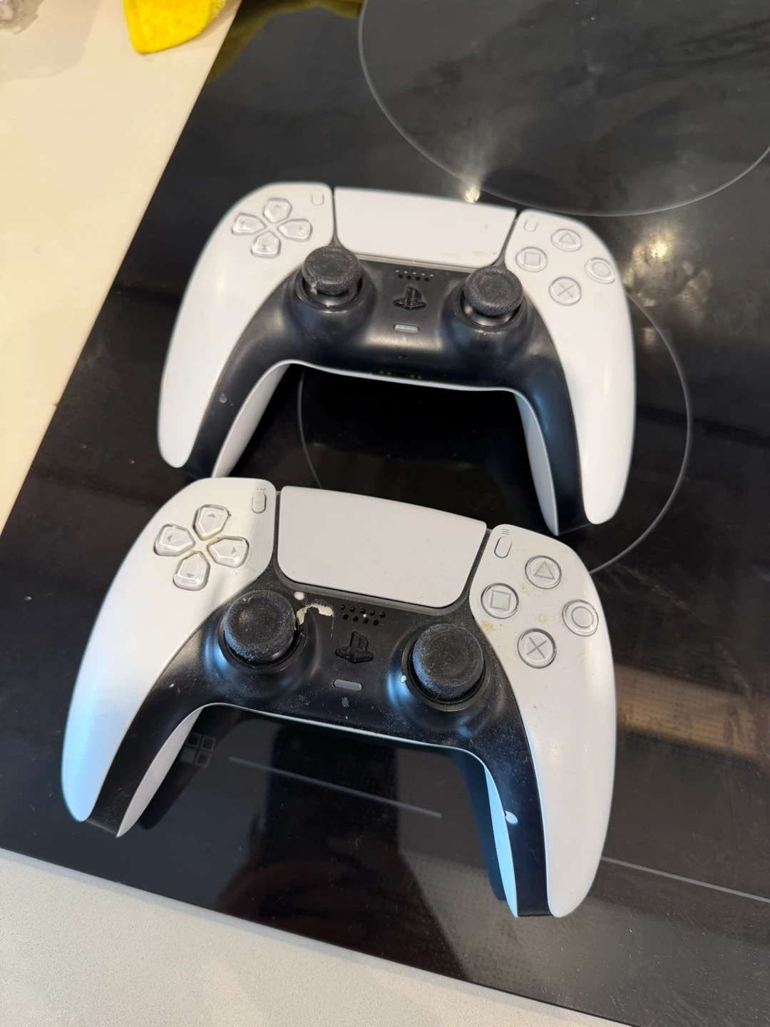 Two PlayStation 5 DualSense Controllers - photo 2