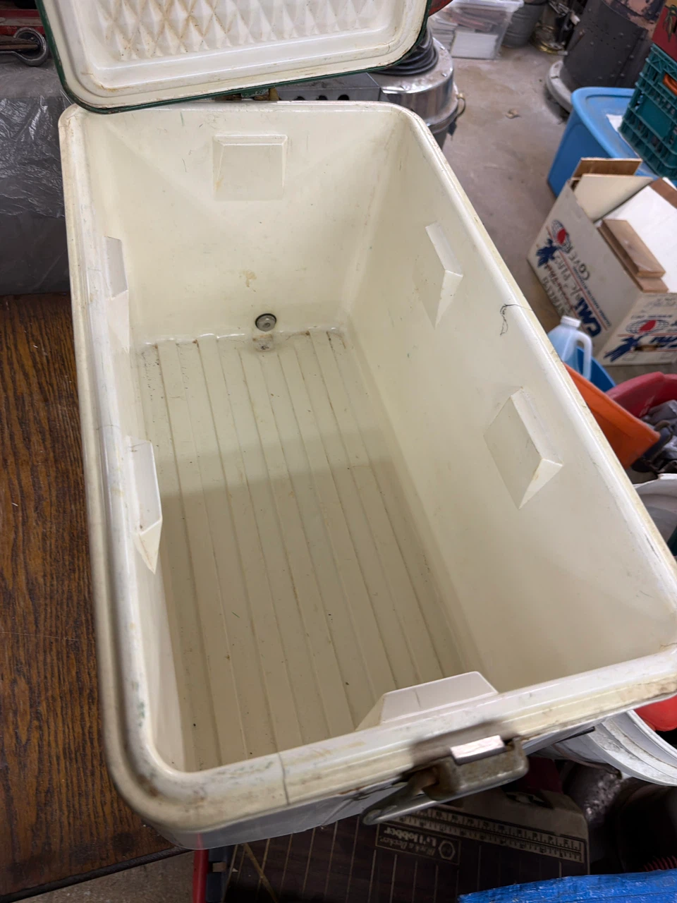 Vintage 7up Plastic Cooler - photo 2