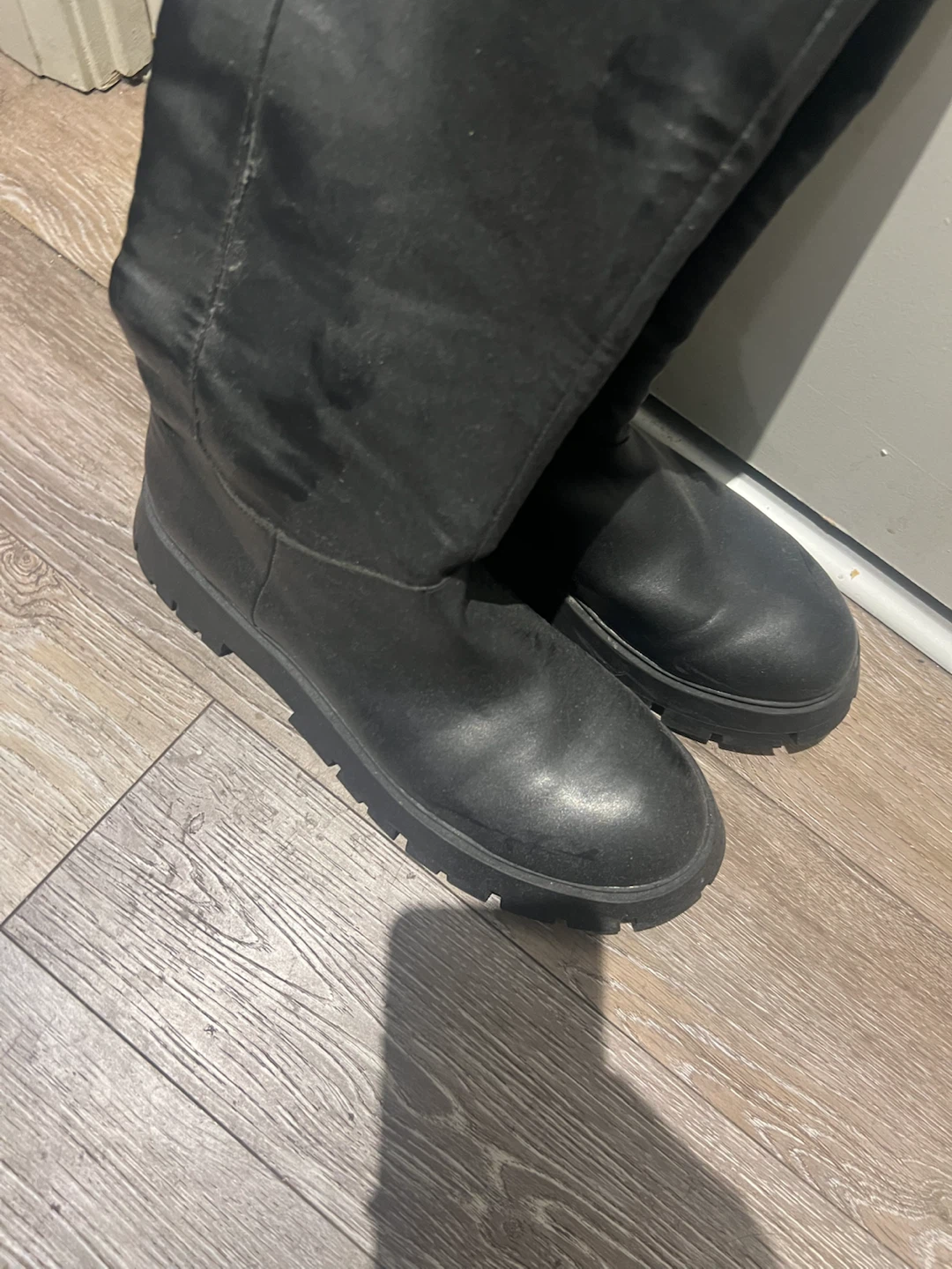 Black platform knee-high boots - photo 2