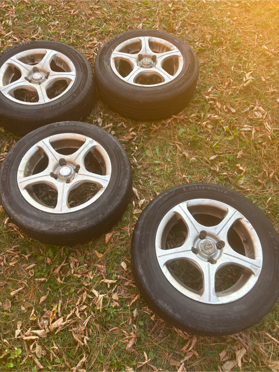 Set of 4 Laufenn G Fit Tires with Rims - photo 3