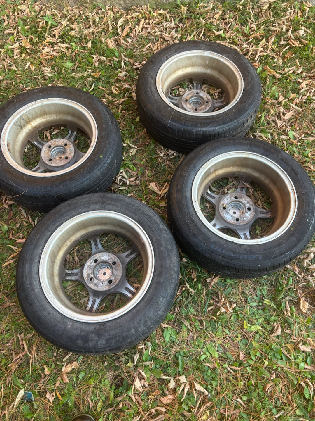 Set of 4 Laufenn G Fit Tires with Rims - photo 4