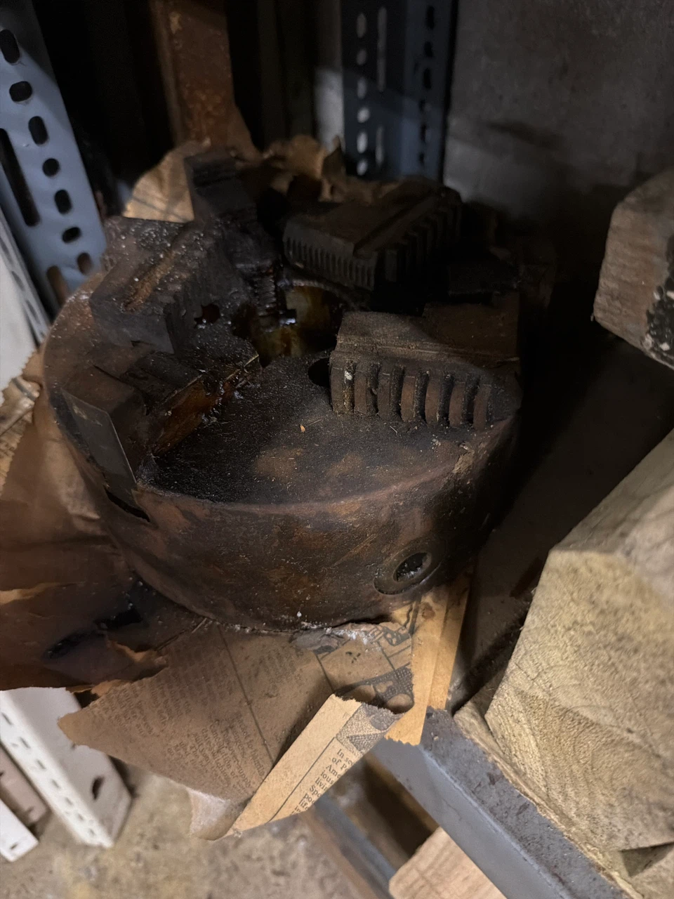 Vintage 3-Jaw Metal Lathe Chuck - photo 2