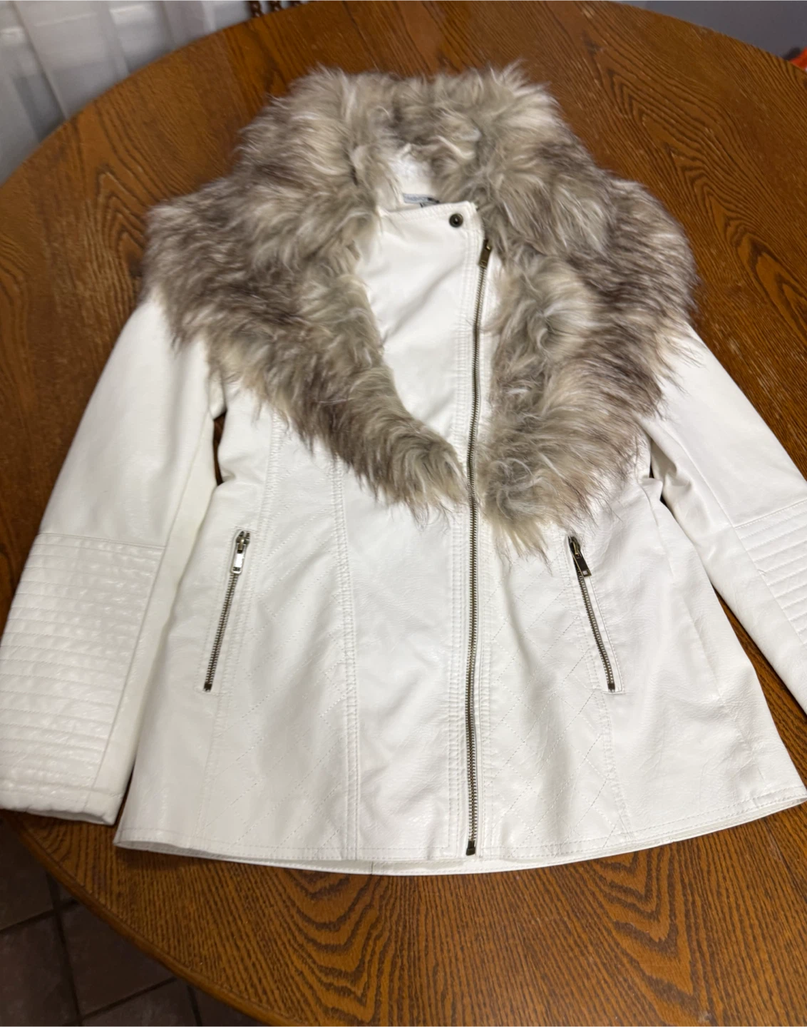 Fashion Nova White Faux Leather Jacket with Fur Collar - photo 2