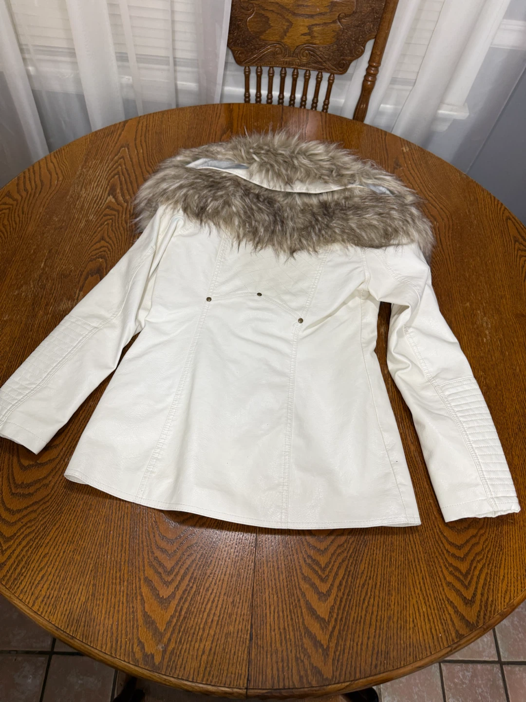 Fashion Nova White Faux Leather Jacket with Fur Collar - photo 3