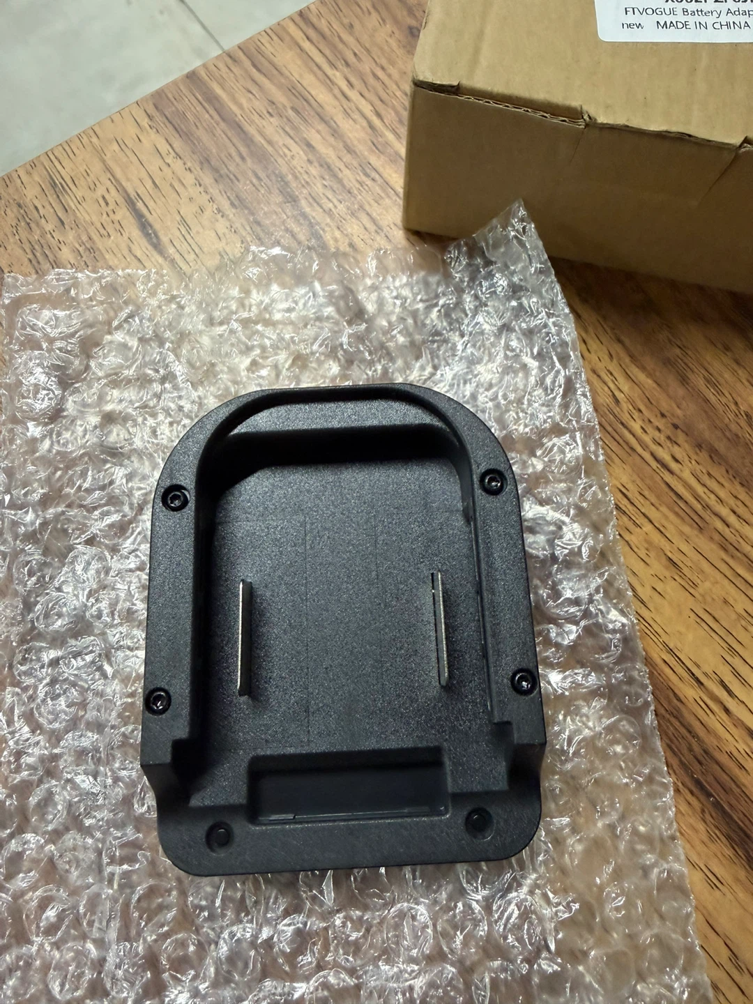 Battery Adapter Battery Adapter for Dewalt to Milwaukee 18V - photo 3