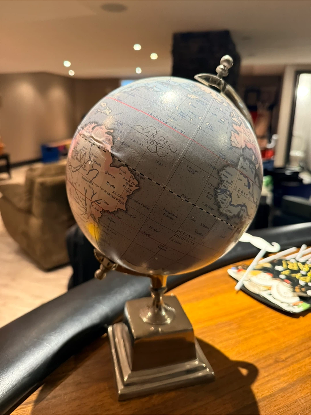 Vintage Style Tabletop Globe
