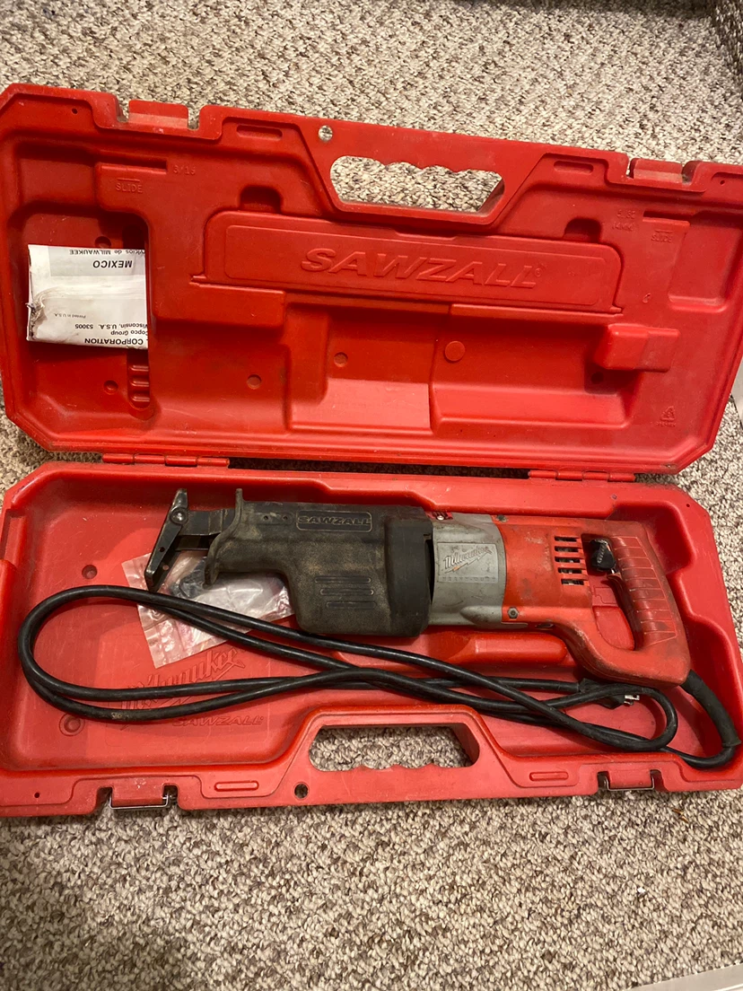 Milwaukee Sawzall Reciprocating Saw with Case - photo 3