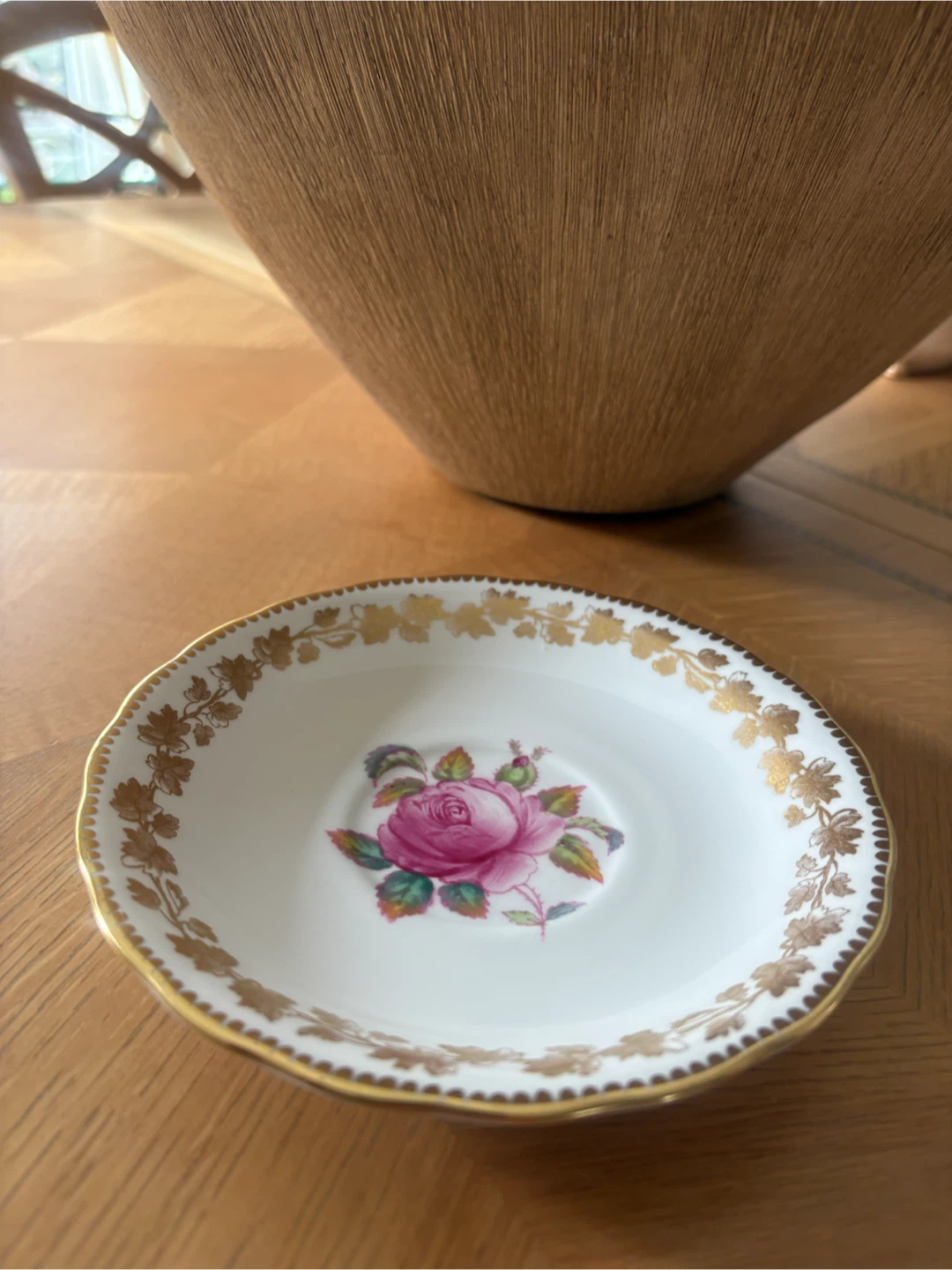 Royal Chelsea English Bone China Saucer - photo 2