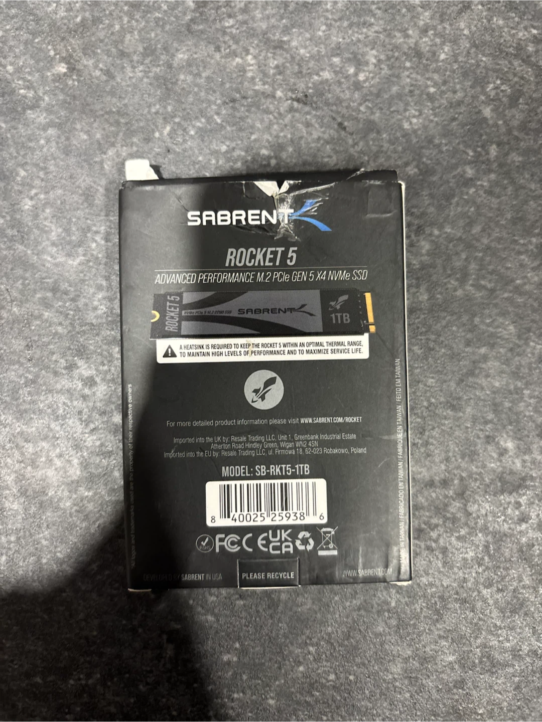 Sabrent Rocket 5 1TB NVMe SSD - photo 2