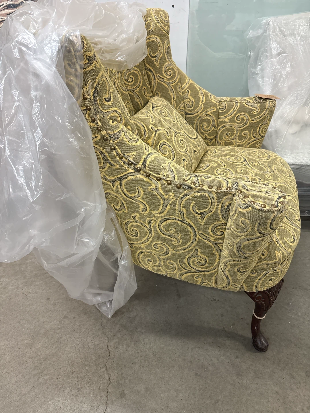 Vintage newly Upholstered Accent Chair - photo 3