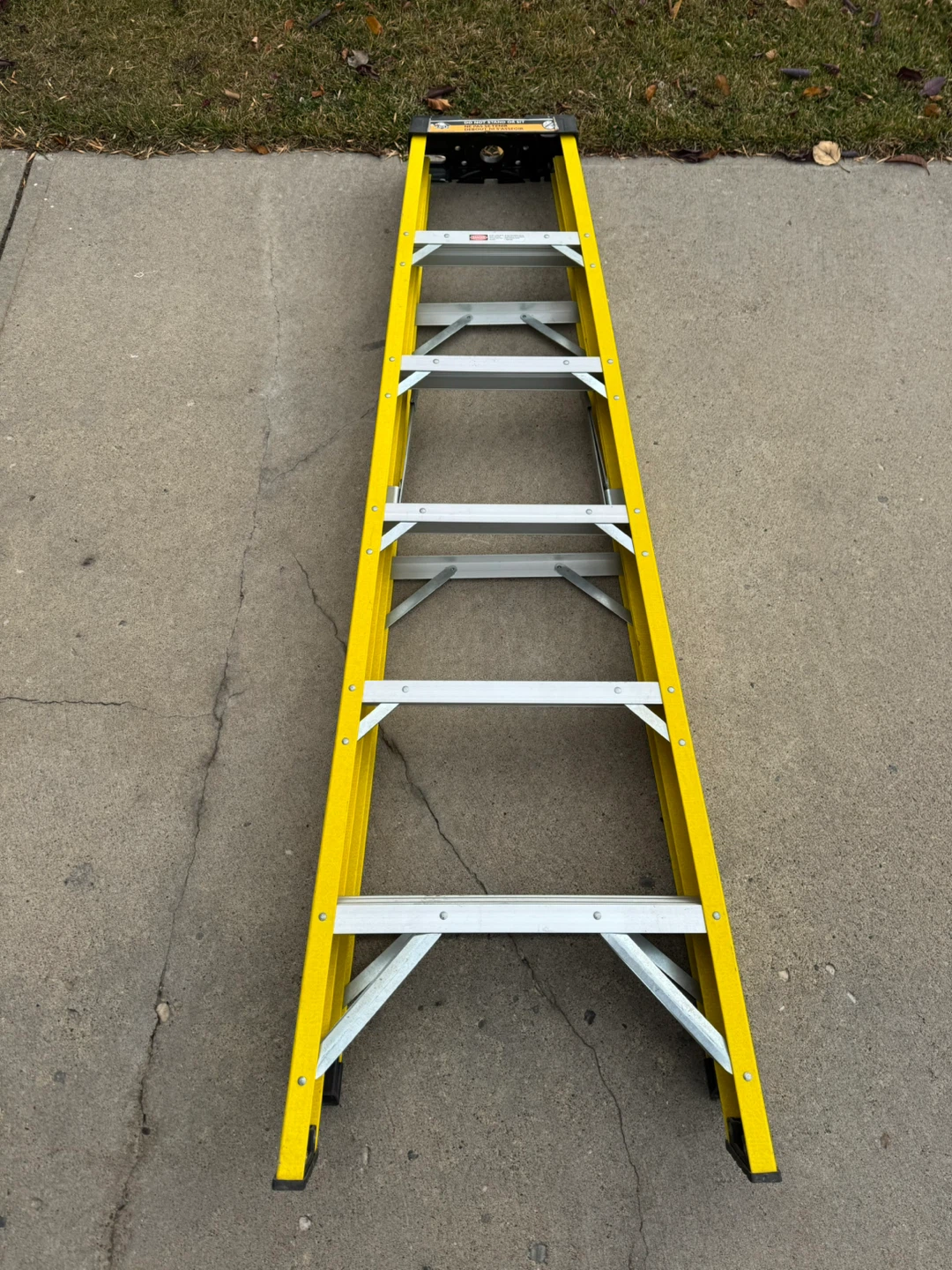 Fiberglass Step Ladder 6ft - photo 2