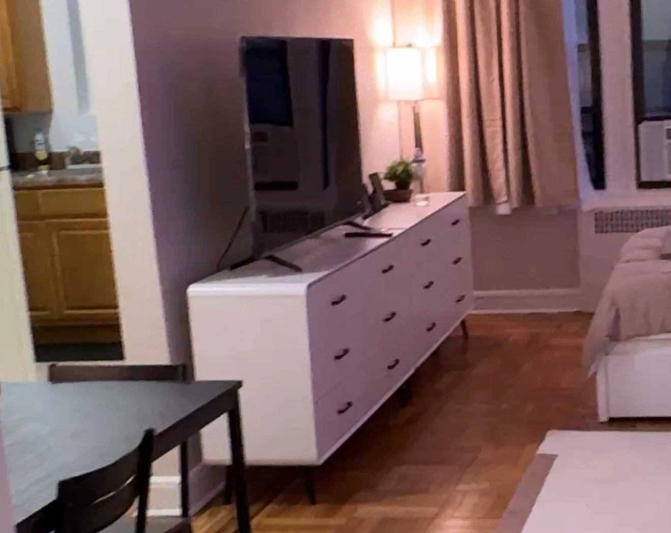 Modern White 6-Drawer Dresser (2 Dressers) - photo 4