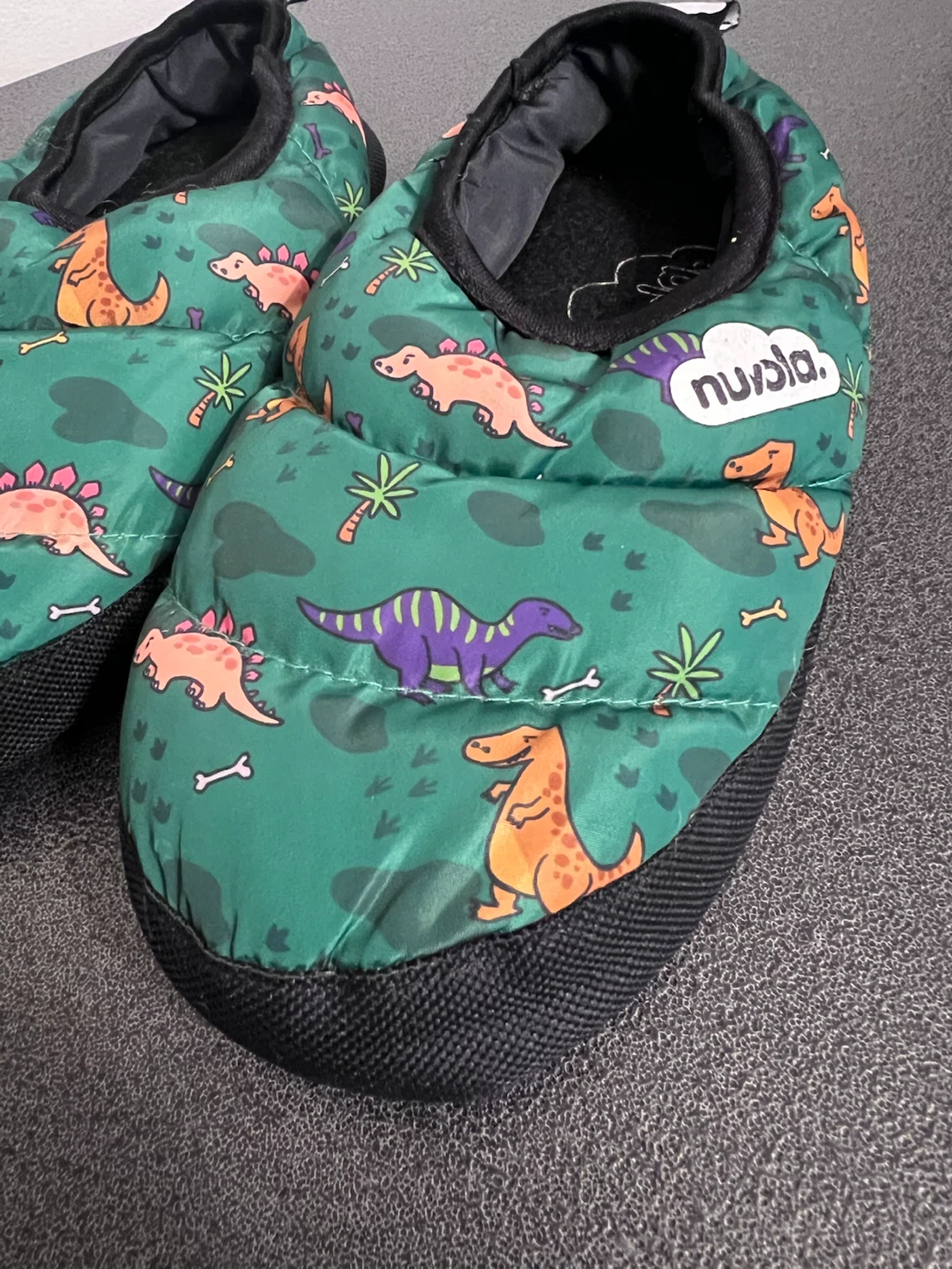 Nuvola Kids Dinosaur Puffer Slippers –US Kids 12–13 - photo 2