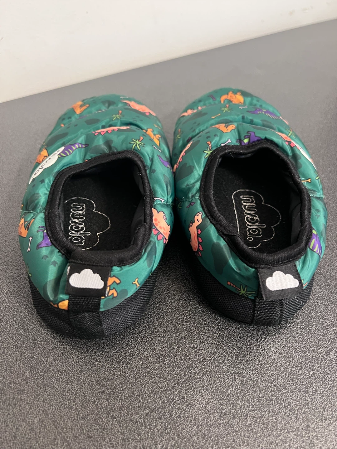 Nuvola Kids Dinosaur Puffer Slippers –US Kids 12–13 - photo 4