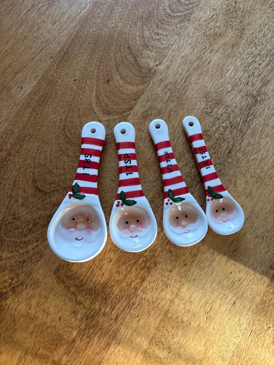 Santa Claus Ceramic Measuring Spoons