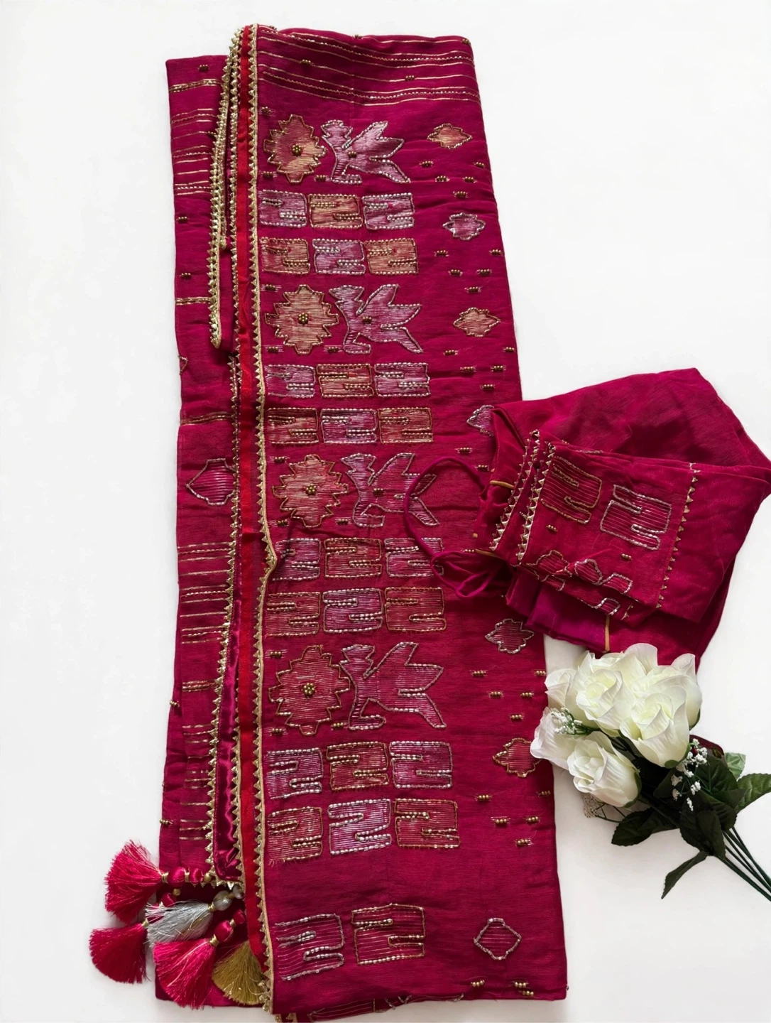 Rani Pink Handloom Jamdani Saree with Karchupi Work - photo 2