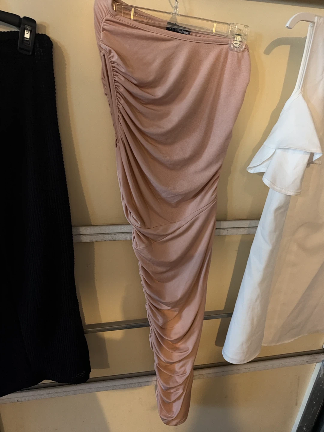 PrettyLittleThing Ruched Midi Dress - photo 5