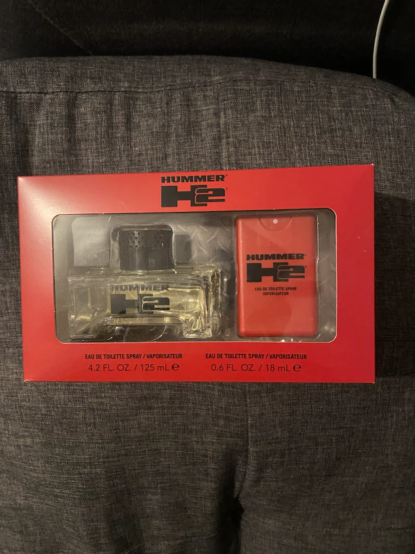 Hummer Red Cologne Gift Set