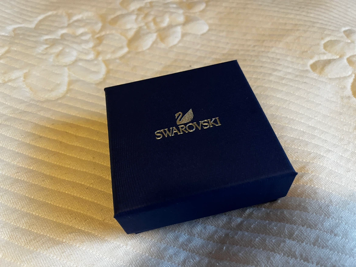 Swarovski Sparkling Flower Necklace – Brand New – 5397240 - photo 5